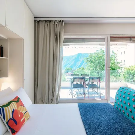 Апартаменти Panoramic By Quokka 360 - Open Space With Terrace *